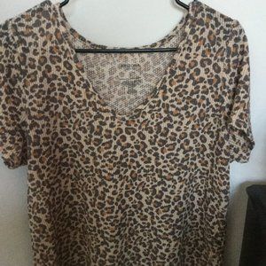 Cheetah short sleeve shirt